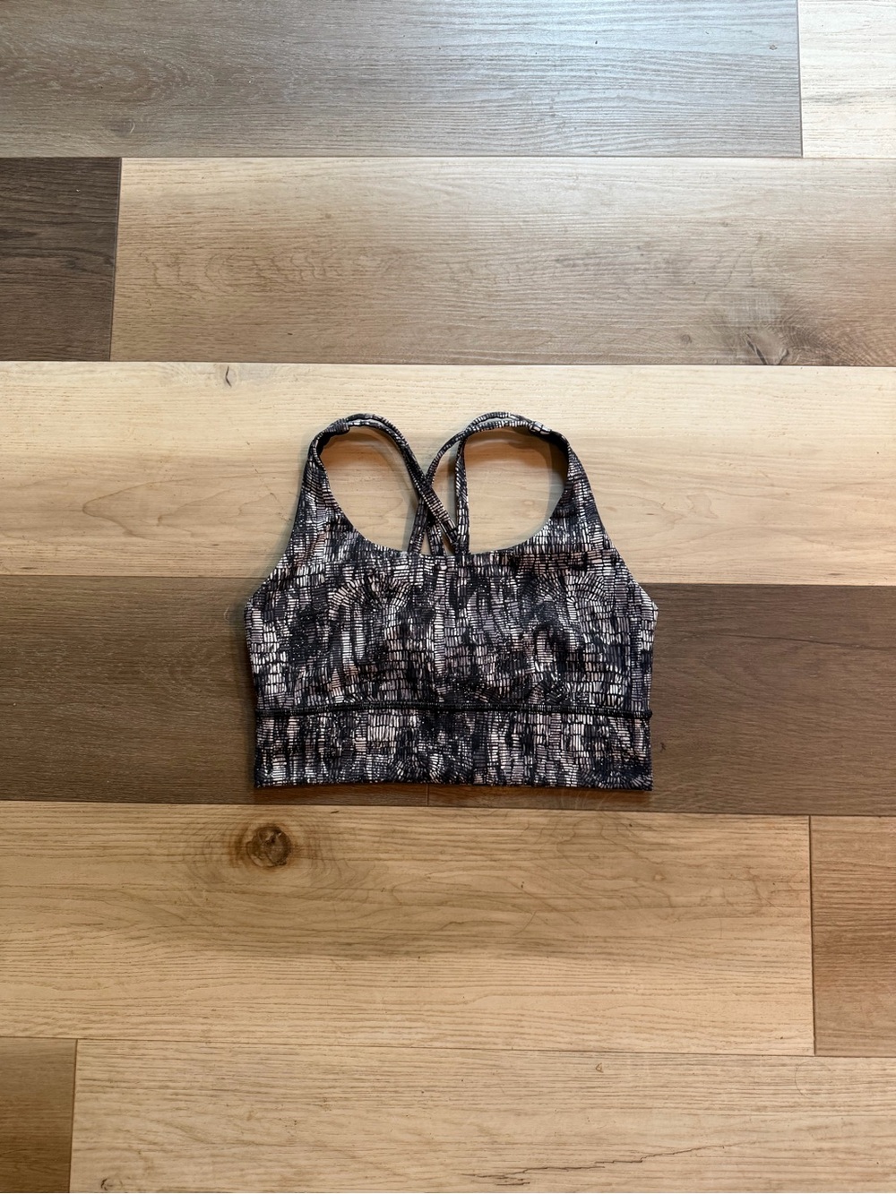 lululemon athletica Black & Gray Printed Crisscross Sports Bra